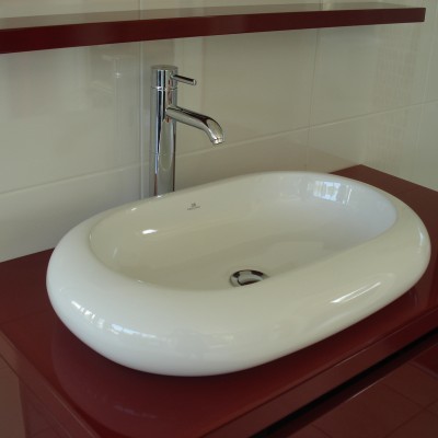 Meuble et lavabo marque PORCELANOSA